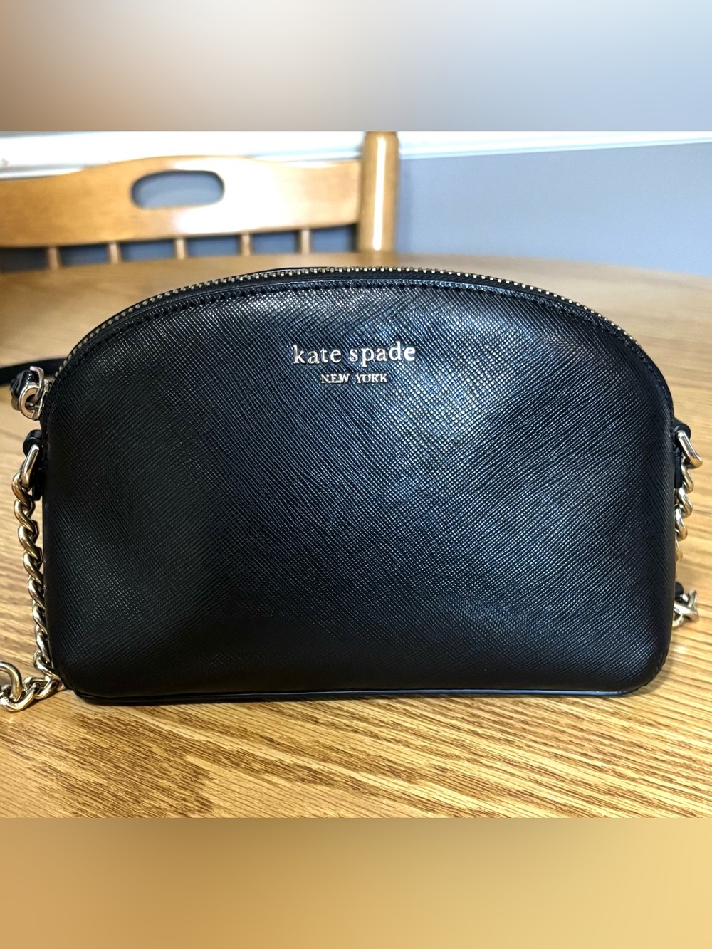 EUC Kate Spade New York Black Cameron Street Hilli Leather
Crossbody Bag